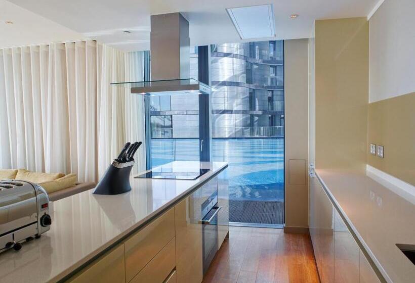 آپارتمان لوکس 2 خوابه, Cheval Three Quays At The Tower Of London