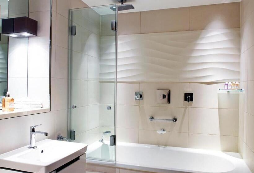 آپارتمان لوکس 2 خوابه, Cheval Three Quays At The Tower Of London