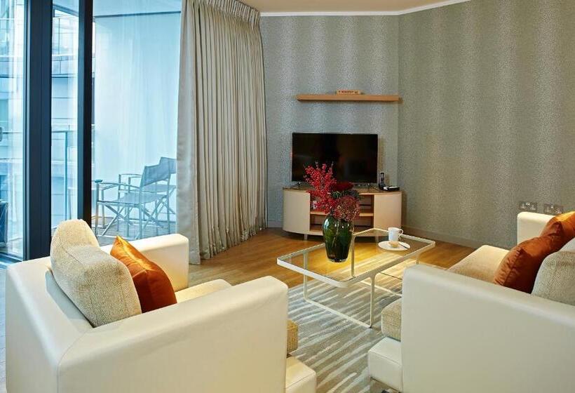 استودیو استاندارد با بالکن, Cheval Three Quays At The Tower Of London