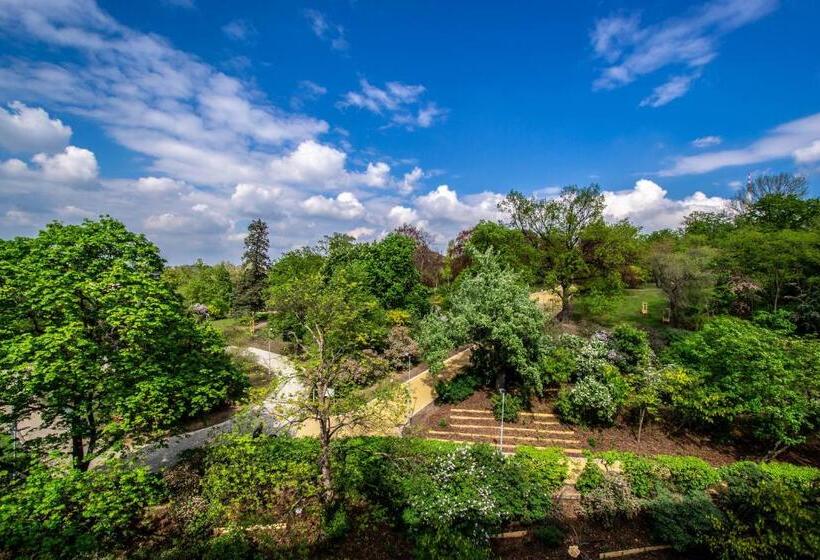 آپارتمان 1 خوابه با بالکن, Garden Apartments