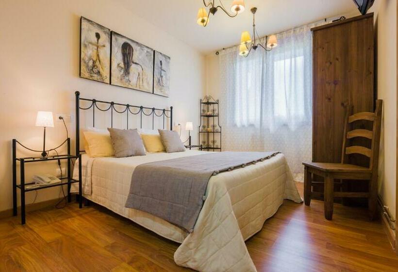 اتاق استاندارد, A Feira Posada