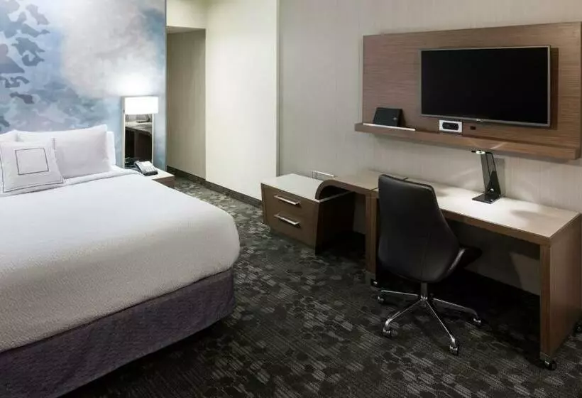 Standard-huone King-vuode, Courtyard By Marriott Houston North/shenandoah