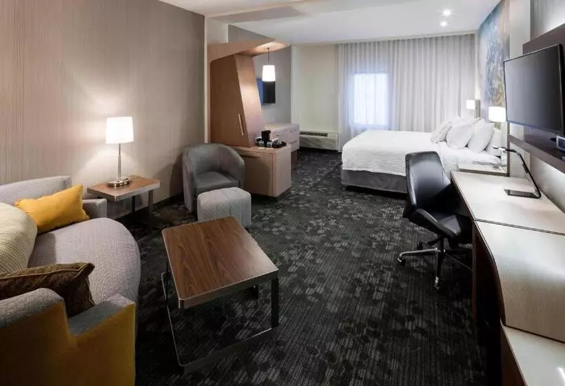Suite King Bed