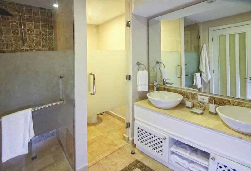 דירת חדר נוף לגינה, Punta Palmera Cap Cana By Essenza Retreats