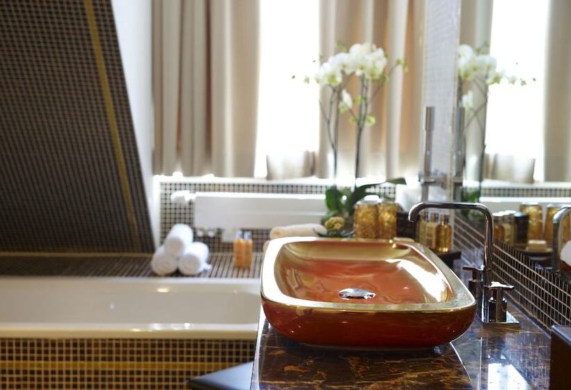 2침실 펜트하우스 아파트, Myplace Premium Apartments