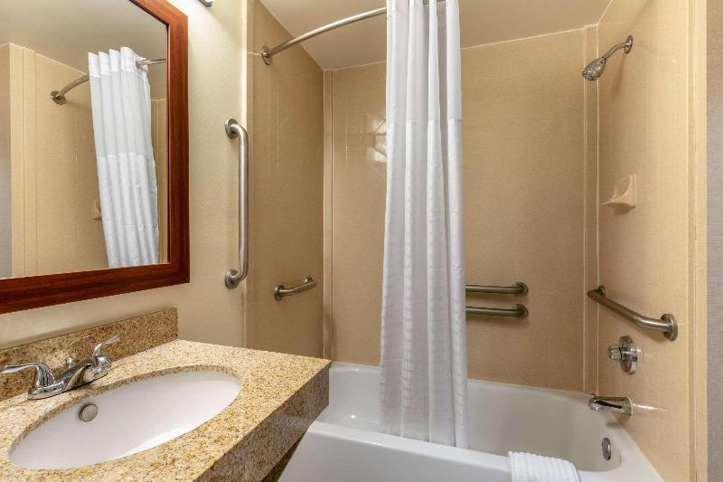 Номер Superior Кровать Кинг, Pattaya Modus Beachfront Resort