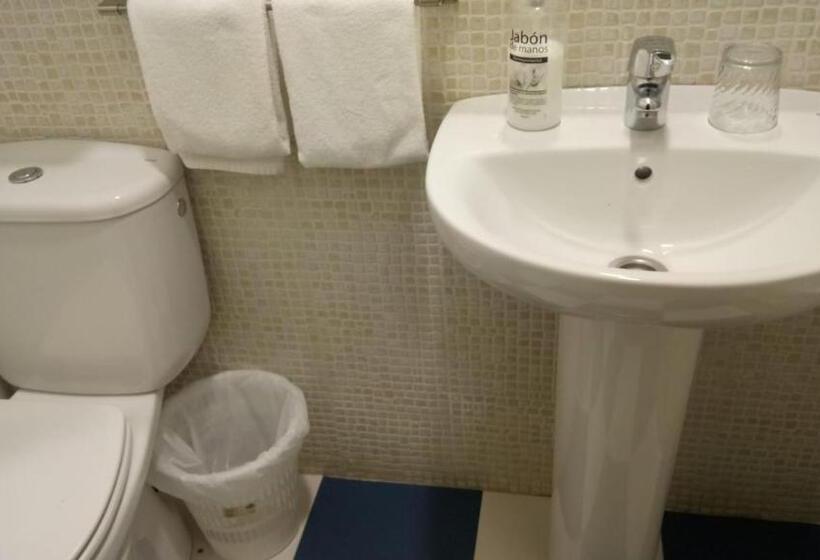 اتاق استاندارد, Pensión Navarra