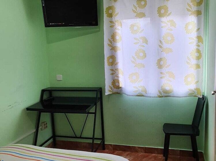 اتاق استاندارد, Pensión Navarra