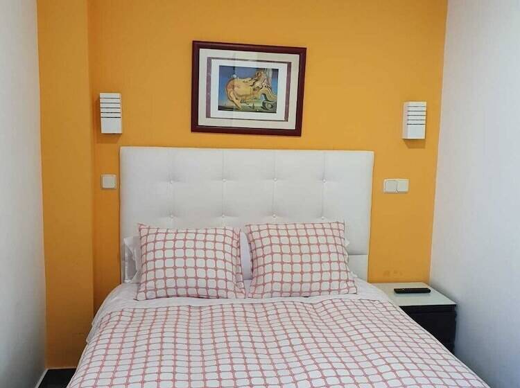 اتاق استاندارد, Pensión Navarra