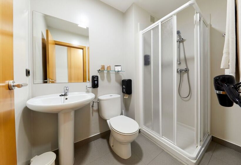 غرفة قياسية, Olarain