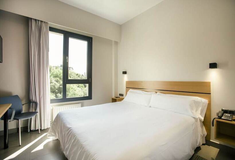 غرفة قياسية, Olarain