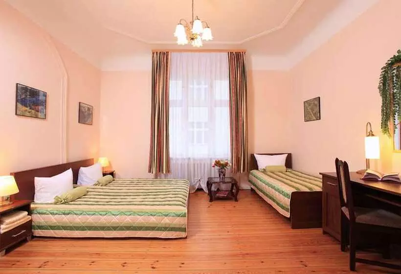اتاق راحتی سه تخته, Central Inn Am Hauptbahnhof Pension