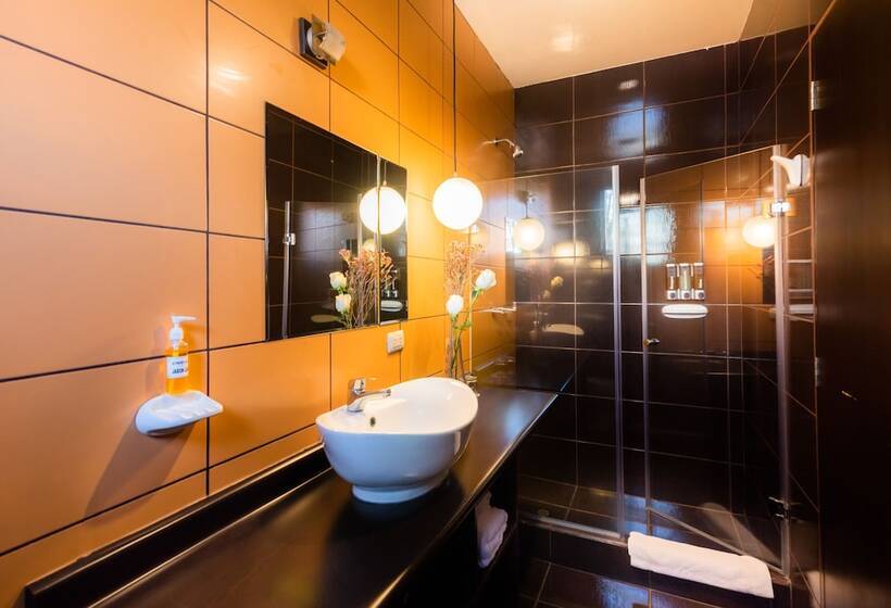 اتاق استاندارد یک نفره, Dreams Hotel Boutique