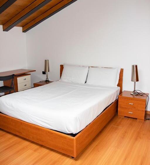 اتاق دوبلکس, Easy Milano   Rooms And Apartments Navigli