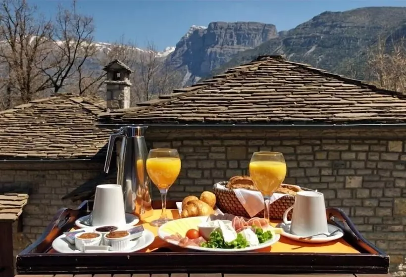 اتاق استاندارد با چشم‌انداز کوهستان, Aristi Mountain Resort