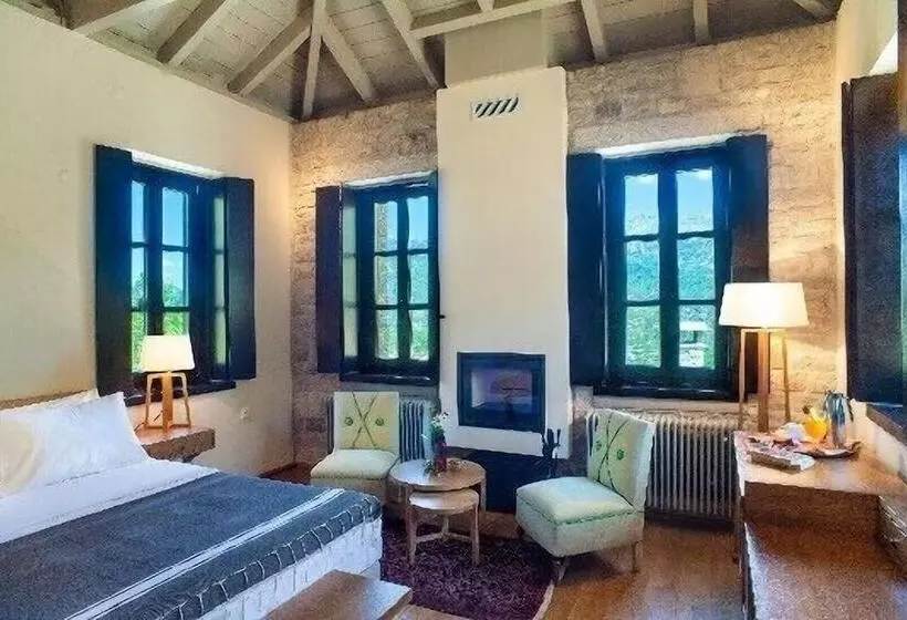 اتاق سوپریور با چشم‌انداز کوهستان, Aristi Mountain Resort