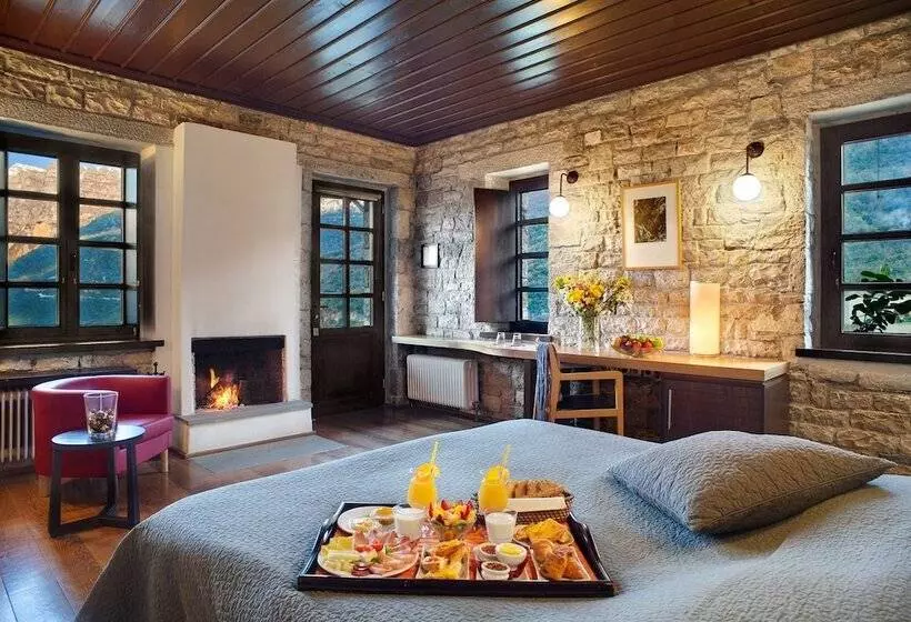 اتاق سوپریور با چشم‌انداز کوهستان, Aristi Mountain Resort