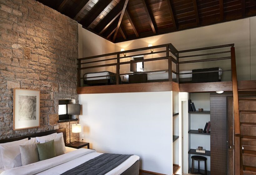 سوییت خانوادگی, Aristi Mountain Resort