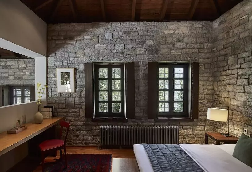 سوییت اجرایی, Aristi Mountain Resort