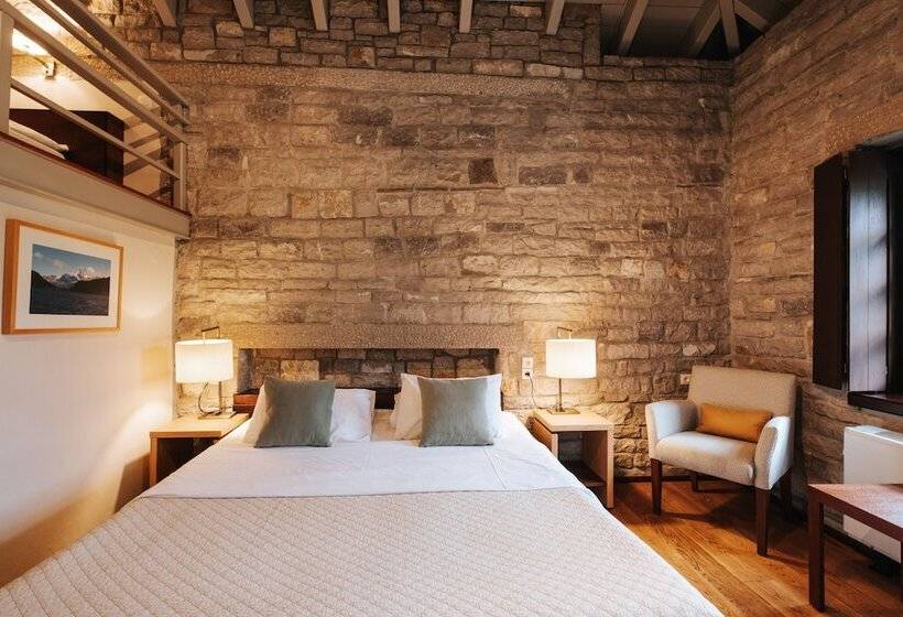 سوییت خانوادگی, Aristi Mountain Resort