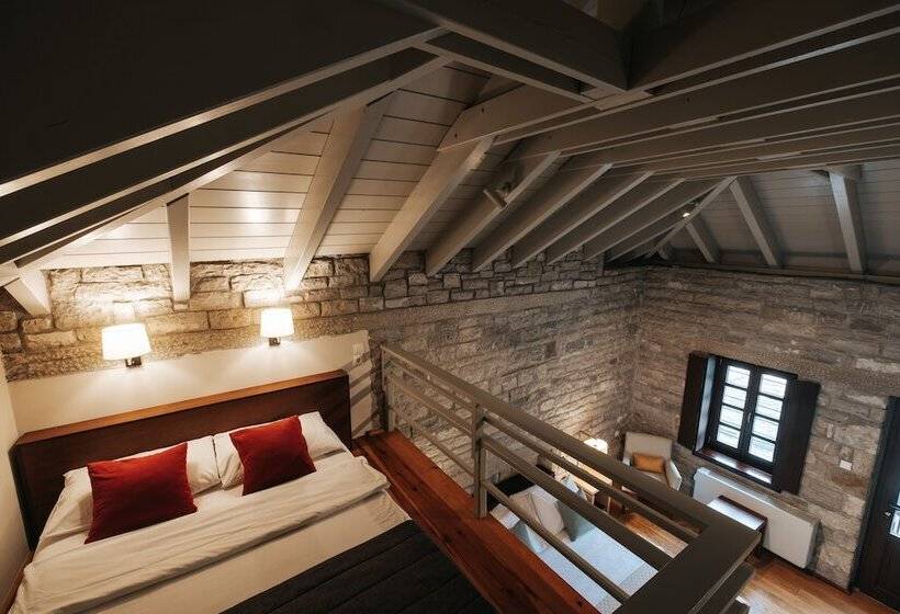 سوییت خانوادگی, Aristi Mountain Resort