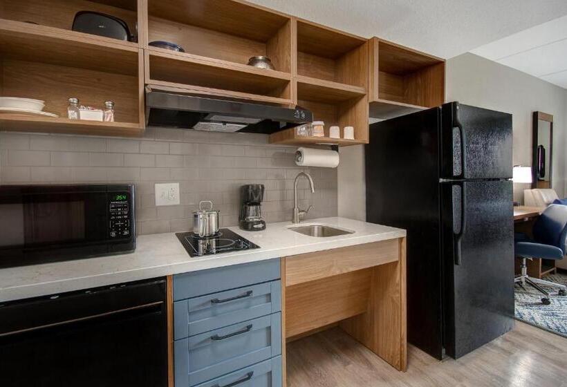 Студия Стандарт, Candlewood Suites Columbia Fort Jackson, An Ihg