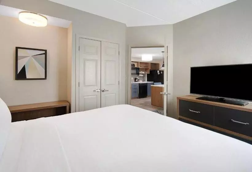 身障者適用スタンダードルーム, Candlewood Suites Columbia Fort Jackson, An Ihg