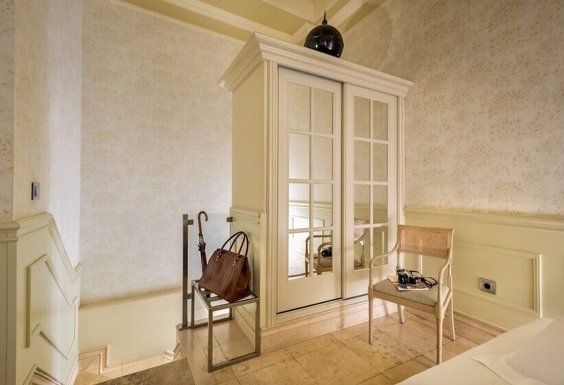 اتاق دوبلکس, Casa Del Poeta