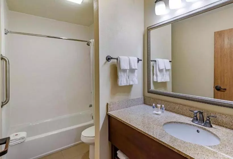 ファミリールーム, Comfort Inn & Suites