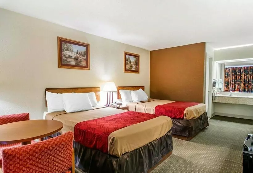 ２ダブルベッドのスタンダードルーム, Econo Lodge Andalusia