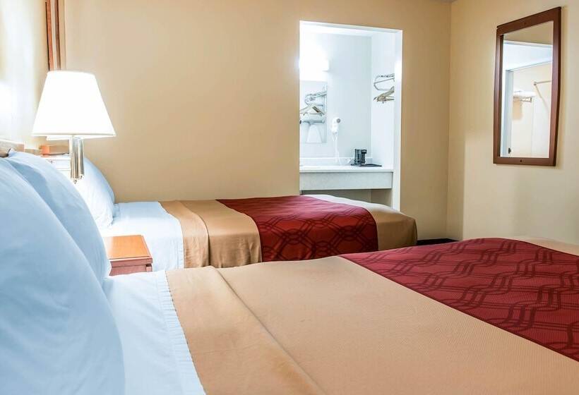 Номер Стандарт 2 Двуспальные Кровати, Econo Lodge