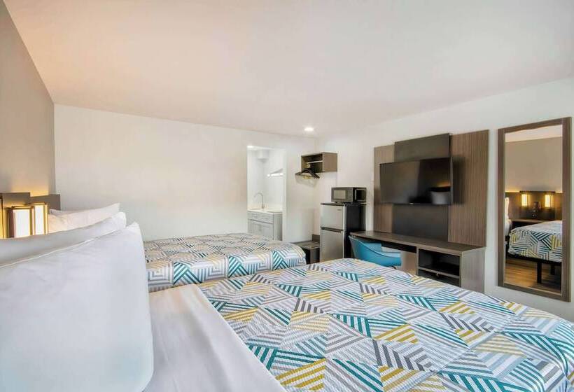 غرفه قياسيه سريرين مزدوجين, Studio 6 Eureka Ca Old Town