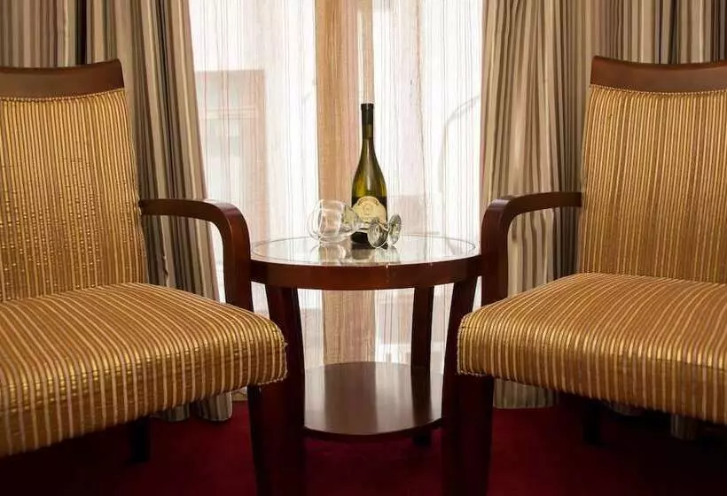 اتاق استاندارد سه نفره, Garni Hotel Planeta Inn