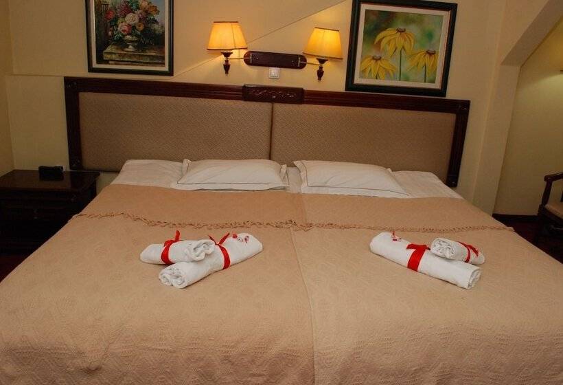 اتاق استاندارد سه نفره, Garni Hotel Planeta Inn