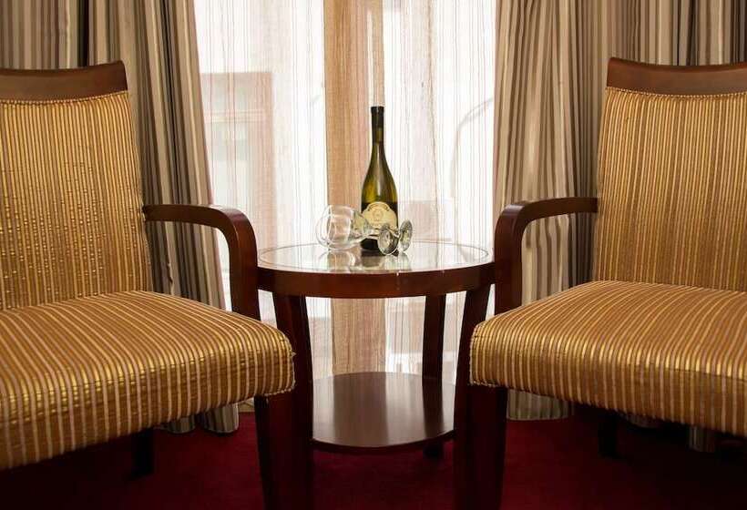اتاق استاندارد, Garni Hotel Planeta Inn