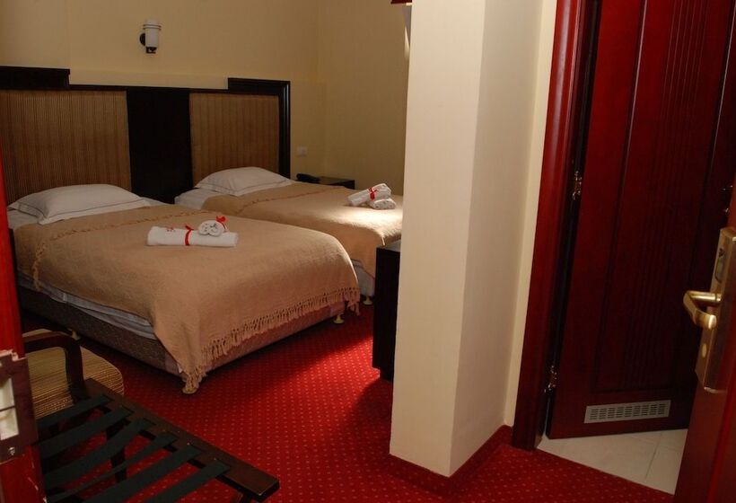اتاق استاندارد, Garni Hotel Planeta Inn