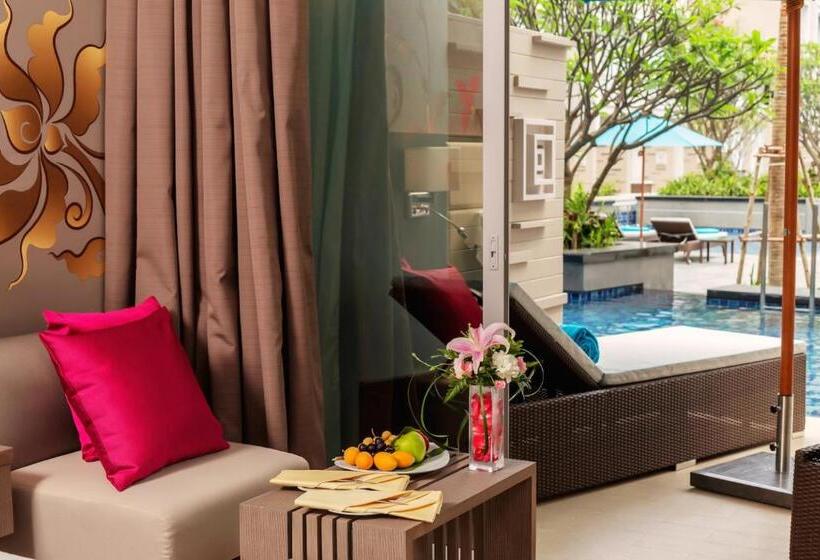 디럭스 룸, Grand Mercure Phuket Patong