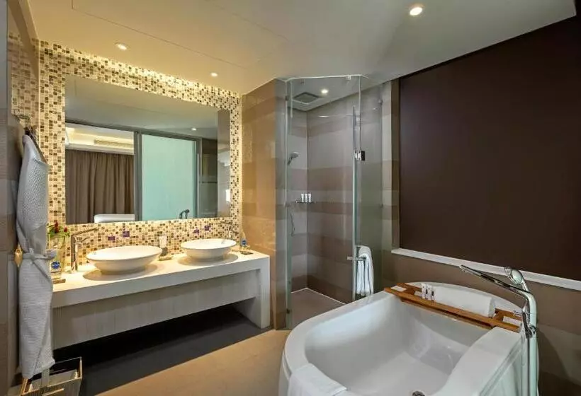 スーペリアースイート, Grand Mercure Phuket Patong
