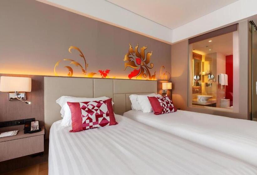 Номер Superior, Grand Mercure Phuket Patong