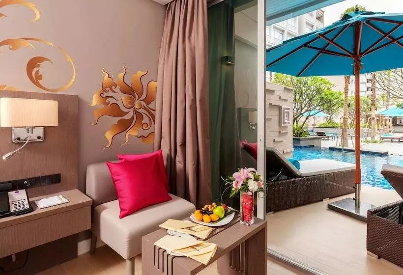 デラックスルーム, Grand Mercure Phuket Patong