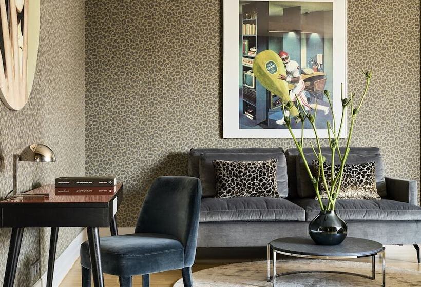 Люкс Престиж, H15 Boutique Hotel, Warsaw, A Member Of Design Hotels