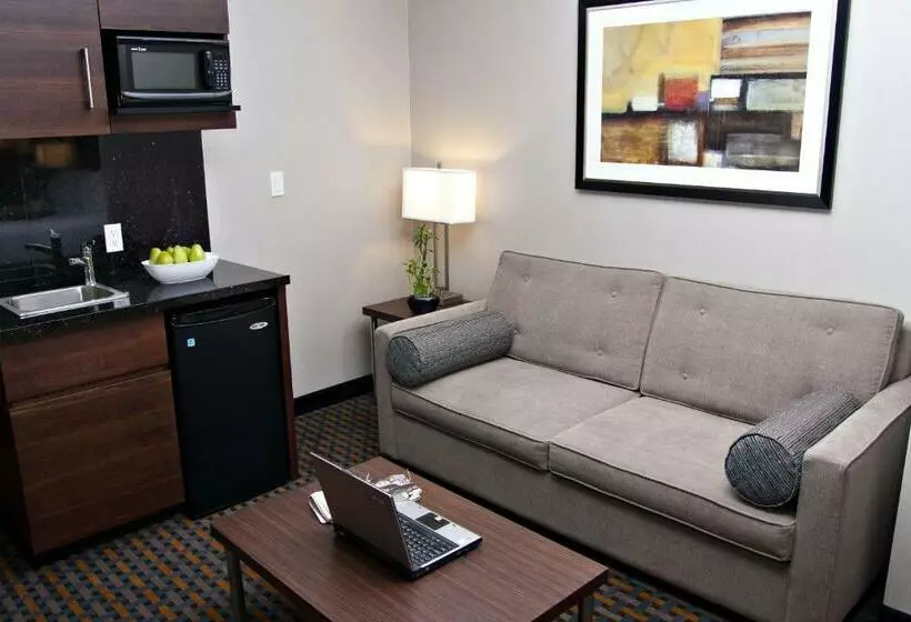 スイート, Holiday Inn Express Pembroke, An Ihg