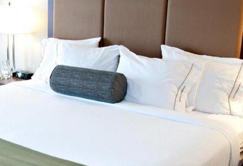 غرفة قياسية, Holiday Inn Express Pembroke, An Ihg