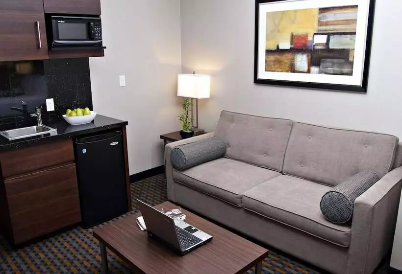 スイート, Holiday Inn Express Pembroke, An Ihg