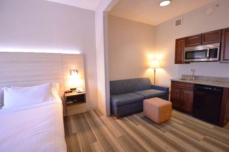 سوئیت با تخت بزرگ, Holiday Inn Express Toledo Oregon, An Ihg