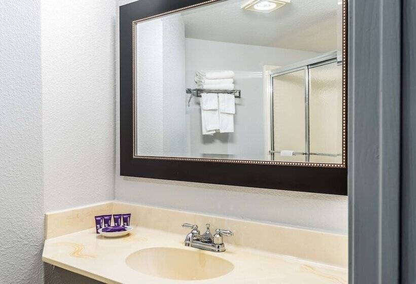 غرفة ديلوكس, Americas Best Value Inn Searcy