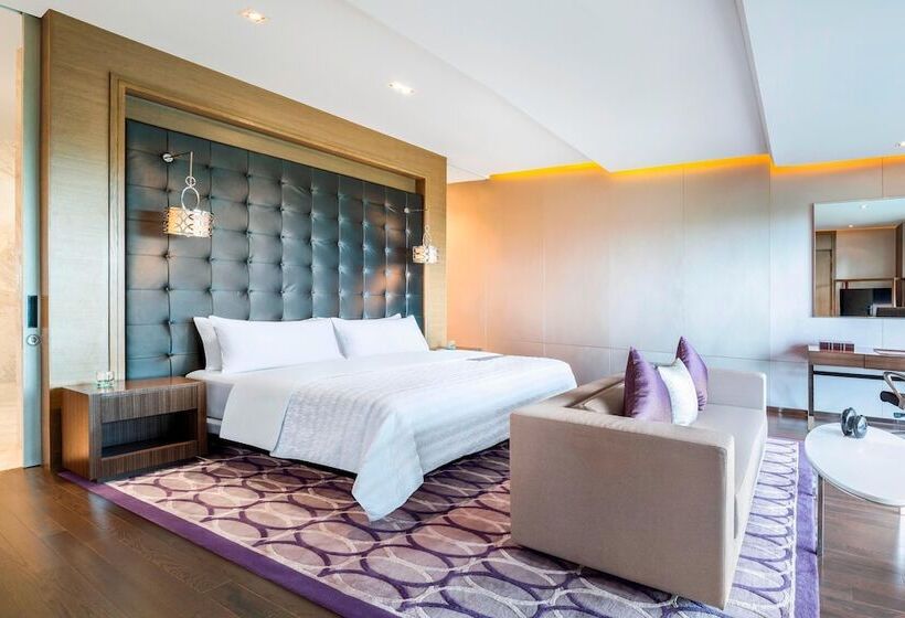Suite Presidenziale, Le Meridien Suvarnabhumi, Bangkok Golf Resort And Spa