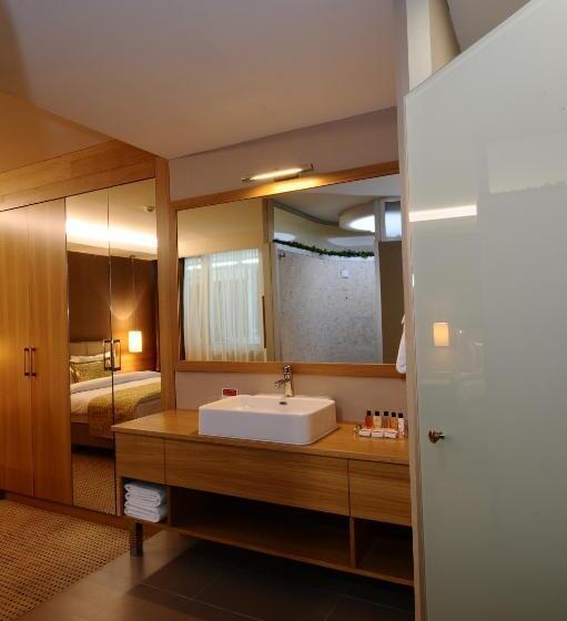 Suite, Ramada By Wyndham Podgorica