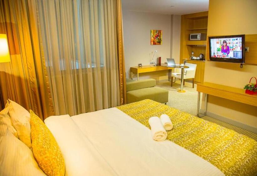 سوییت, Ramada By Wyndham Podgorica