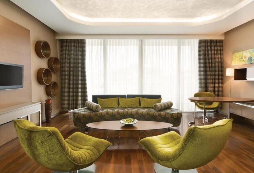 Suite Llit King, Ramada By Wyndham Podgorica